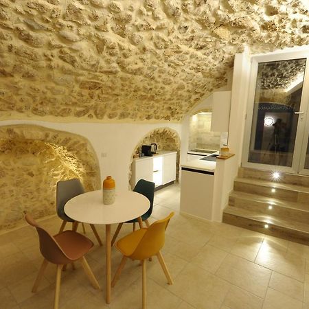 Pietrabianca Santa Maria Apartments 만프레도니아 외부 사진